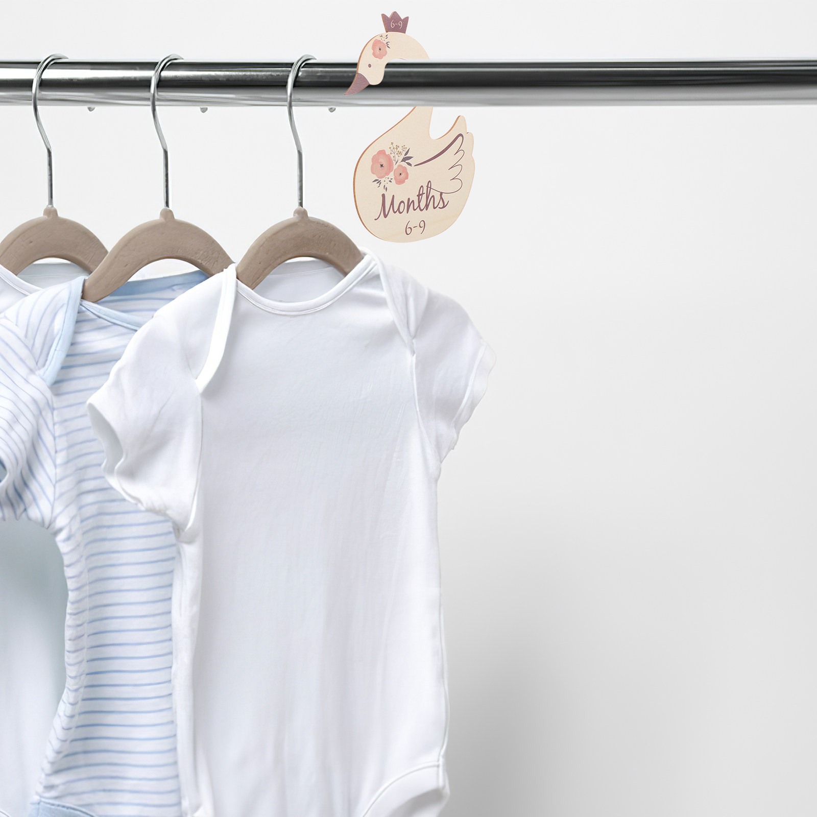 Closet Organizer Baby - 7 قطع من فواصل الخزانة الخشبية