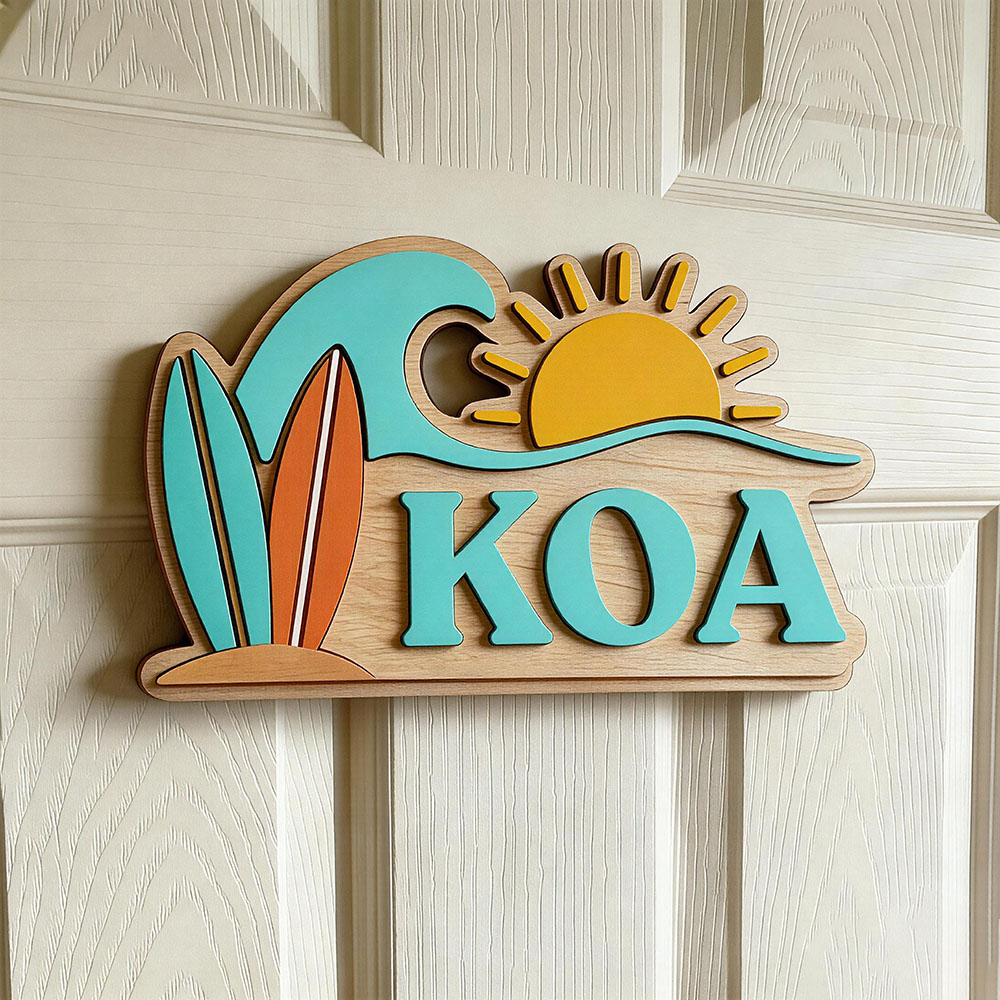 Baby Nursery Sign - لافتة باب خشبية مخصصة بتصميم موجة
