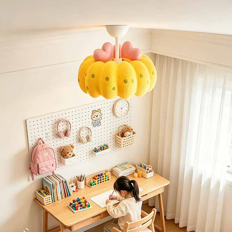 مصباح سقف لغرفة الأطفال بتصميم - مراجعة Baby Nursery Pink وسعره