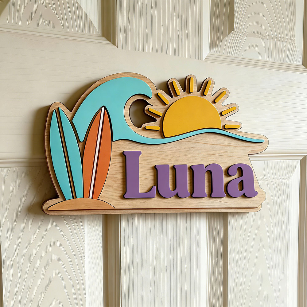 لافتة باب خشبية مخصصة بتصميم م - مراجعة Baby Nursery Sign وسعره