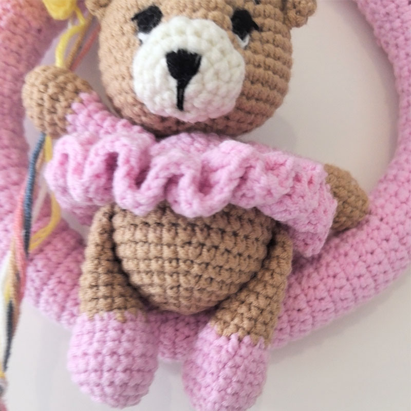 إكليل اسم كروشيه مخصص مع الدب  - مراجعة Baby Nursery Artwork وسعره